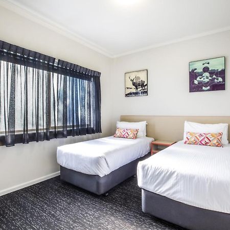 Nightcap At Monash Hotel Clayton Экстерьер фото